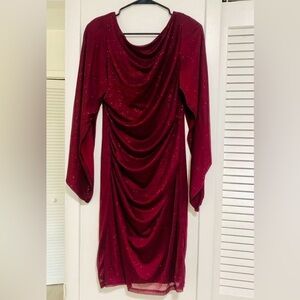 Elegant Burgundy Evening Dress